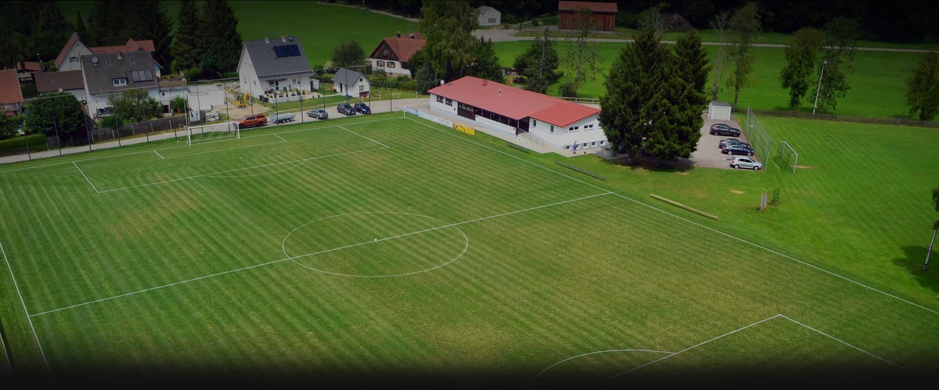 Header Sportplatz